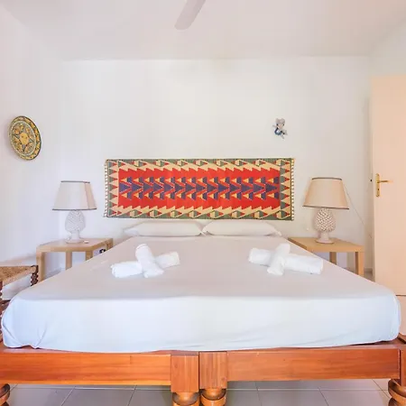 Anna Maria Vulcano (Isola)