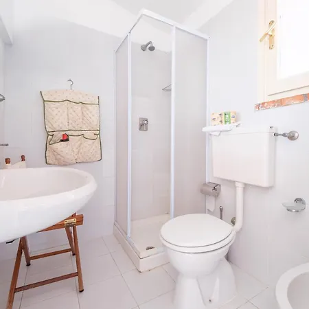 Anna Maria Villa Vulcano (Isola)